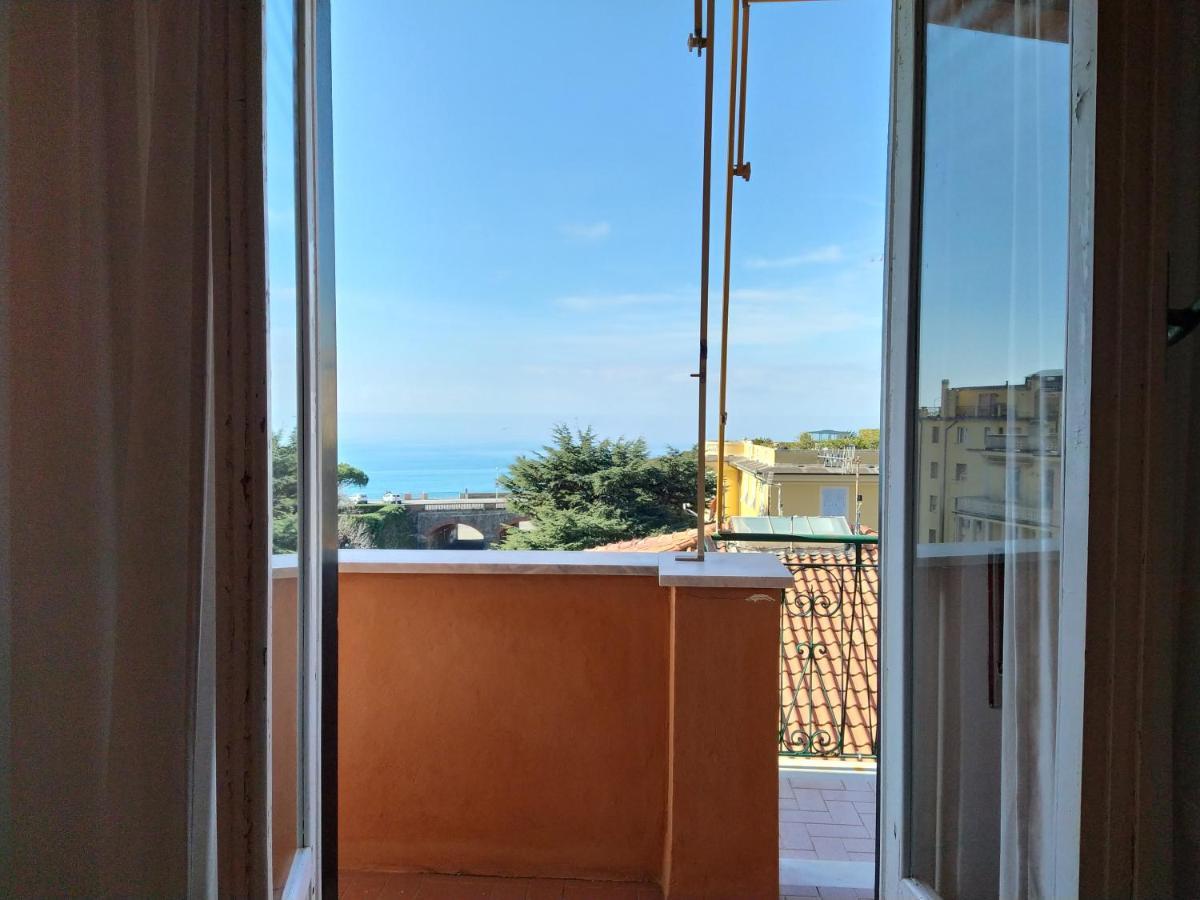 Bianca House Sea View Apartment Levanto Exterior photo